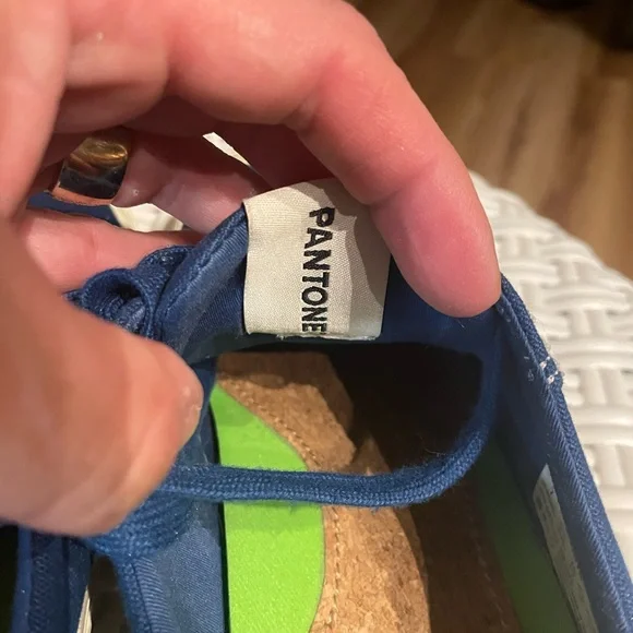 Pantone Blue Sneakers Womens Size 7 - Picture 7 of 10